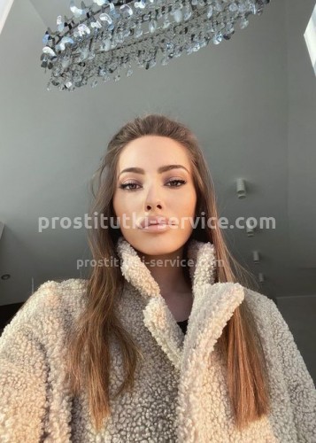 Рокси, Г. Талица